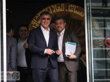 آقای فرزین؛ دلار ۱۲۰ هزار تومانی هم دیدیم/ طبقه ۱۶ بانک مرکزی در آستانه تغییر بزرگ؟ – تابناکدلار ۱۲۰ هزار تومانی و تغییرات بزرگ در بانک مرکزی؟