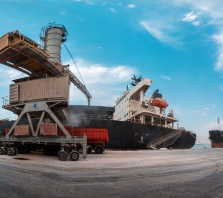 خط و نشان مدلل برای دولت و سفره مردم/ آقایان دولتی؛ وقت شکست انحصار بازار نهاده است – تابناکخط و نشان برای دولت: وقت شکست انحصار بازار نهاده است