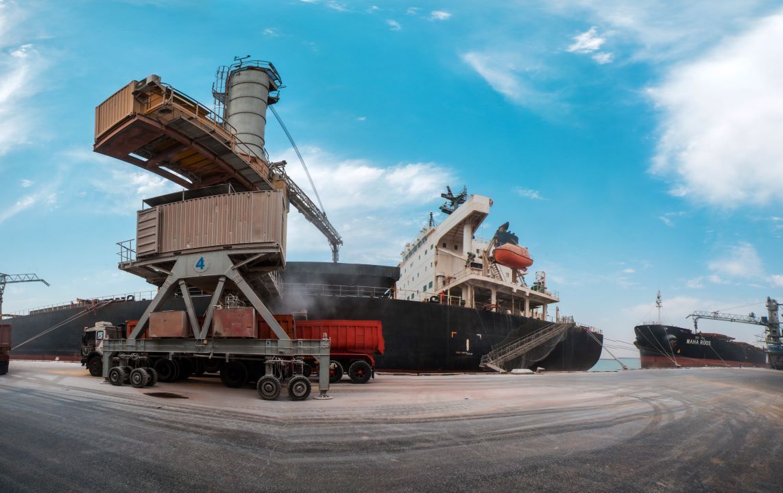 خط و نشان مدلل برای دولت و سفره مردم/ آقایان دولتی؛ وقت شکست انحصار بازار نهاده است