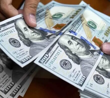 پیش‌بینی قیمت دلار برای فردا، چهارشنبه ۱۲ آذر – تابناکپیش‌بینی قیمت دلار فردا چهارشنبه ۱۲ آذر؛ آخرین تحلیل‌ها